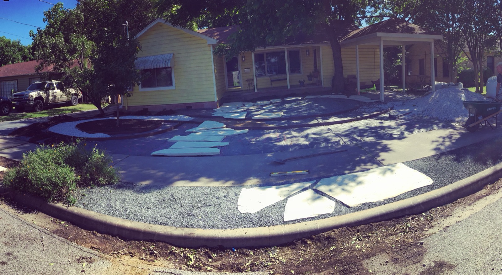 Hardscape driveway installation